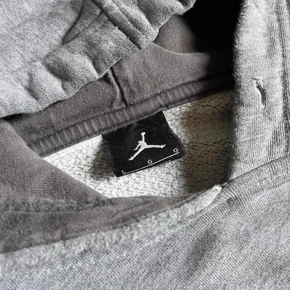 Jordan Hoodie Men L Grey Vintage UNC Tar Heels Basketball Athletic Sweatshirt